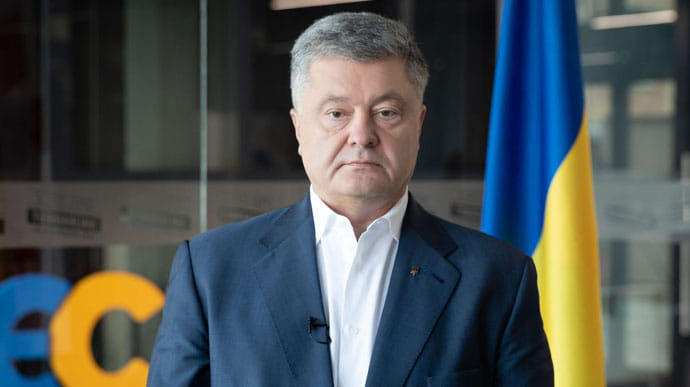 Порошенко уверен, что не окажется за решеткой и готовится к приезду в Украину 17 января.