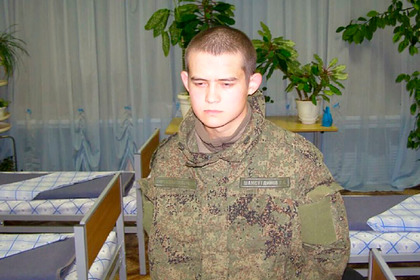 Расстрелявшего сослуживцев в Забайкалье солдата окунали головой в унитаз.