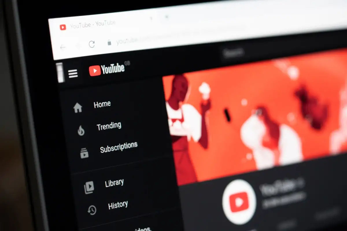 YouTube ограничит доступ для пользователей, блокирующих рекламу, тремя видео.