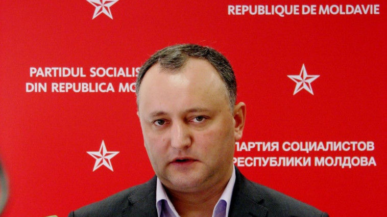 Foștii colegi a lui Igor Dodon din Partidul Comuniștilor se amuză pe seama „angajamentului public” făcut de liderul socialist. Foto: gandul.info