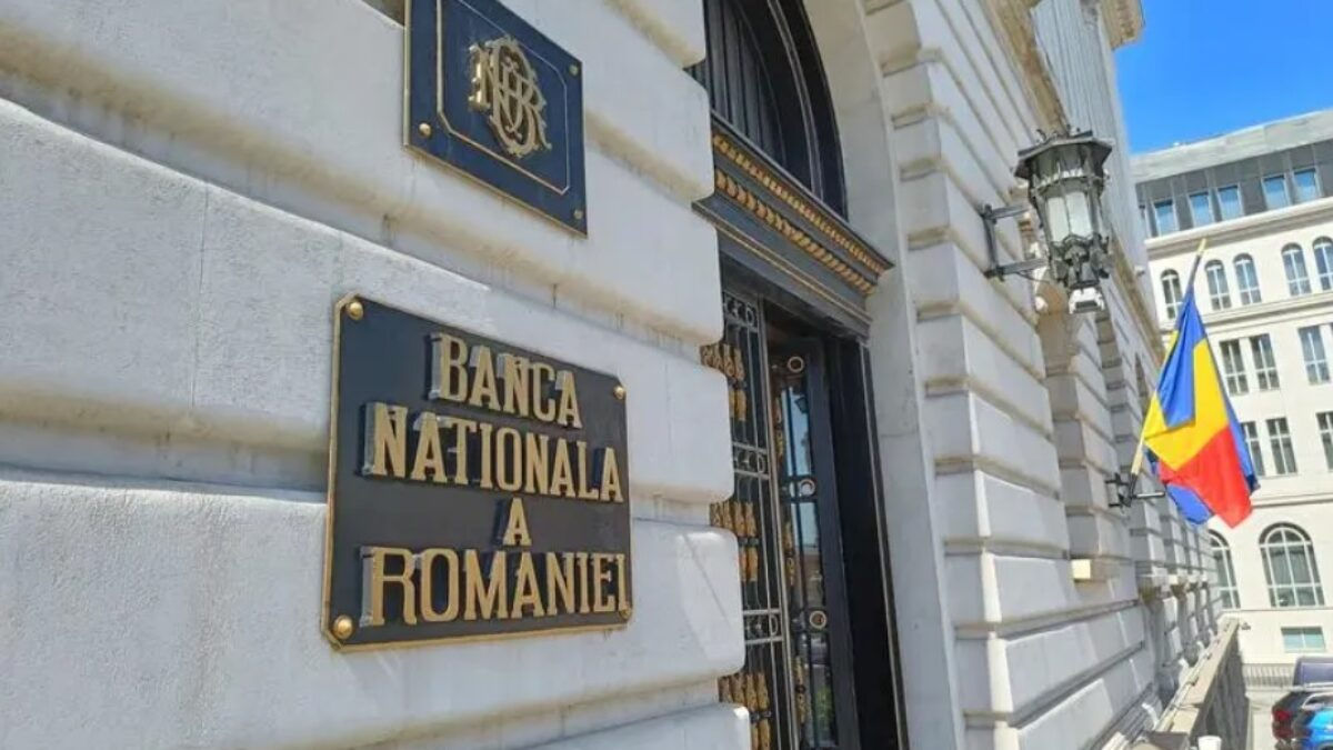 Banca Națională a României: Leul pierde peste 1% zilnic.