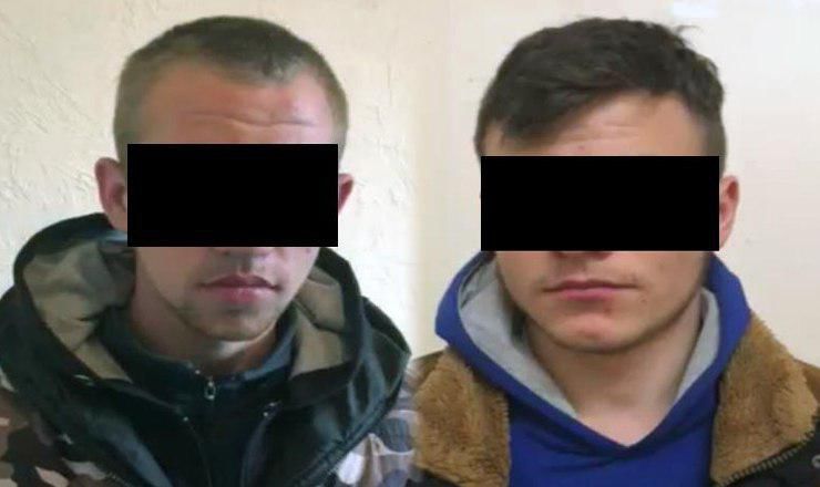Своими действиями воры нанесли владельцам автомобилей ущерб на сумму 5550 леев.