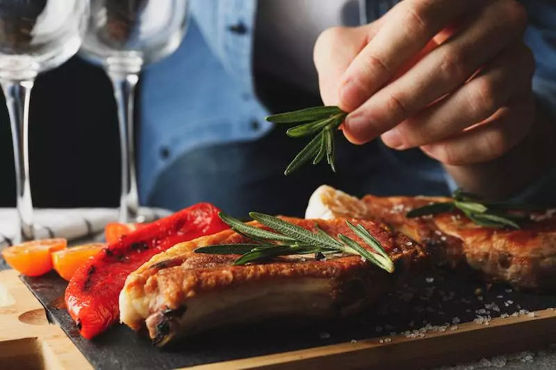 Первым городом в мире, запретившим рекламу мяса, стал голландский Харлем.