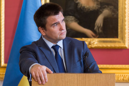 Глава МИД Украины Павел Климкин пообещал вернуть жителям Крыма свободу. 
