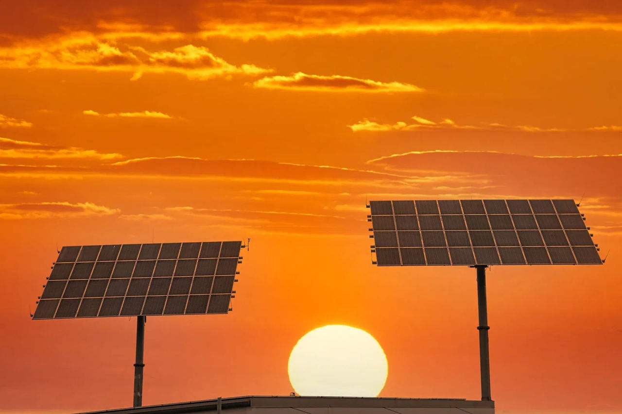 Energia solară a devenit pentru prima dată principala sursă de energie în UE.