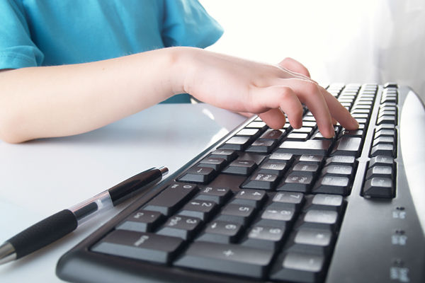 Listele persoanelor asigurate medical de către stat, prezentate electronic