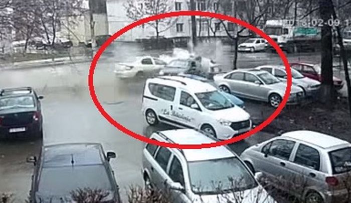 Un român a scăpat miraculos cu viață dintr-un accident teribil. Foto: Ziar Info Iași