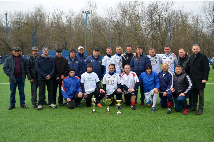 Echipa de fotbal Avântul Nimoreni a câștigat Cupa de iarnă, rezervată veteranilor.