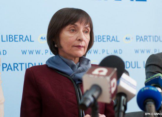 Copiii și profesorii din sate vor avea transport gratuit. Foto: ipn.md