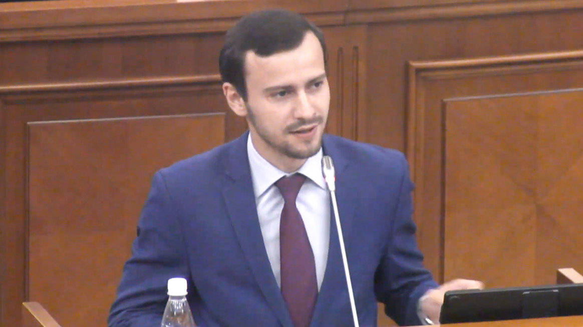Бывший депутат Дину Плынгэу.