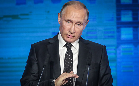 Основной угрозой со стороны санкций президент назвал ограничения в передаче технологий. Фото: tass.ru