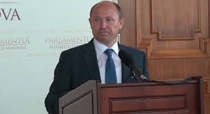 Премьер-министр Валерий Стрелец.