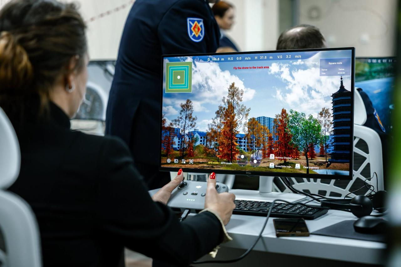 В Академии МВД открыли лабораторию для подготовки операторов дронов.