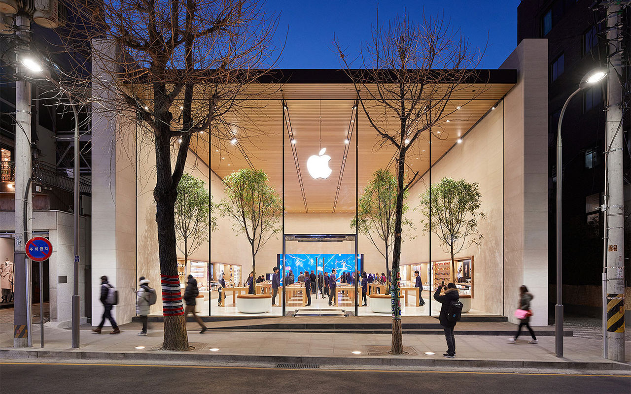 Apple признана самой инновационной компанией мира по версии журнала Fast Company.