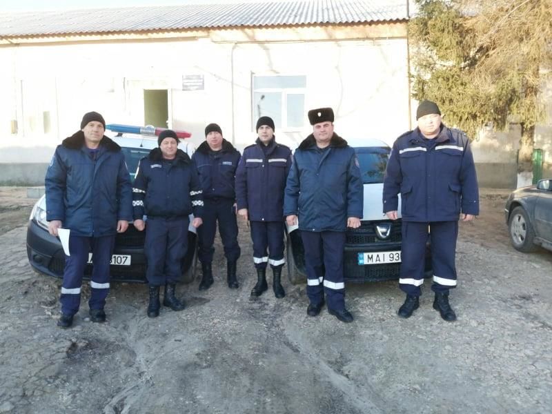 Сотрудники ГИЧС обучили граждан правилам пожарной безопасности.