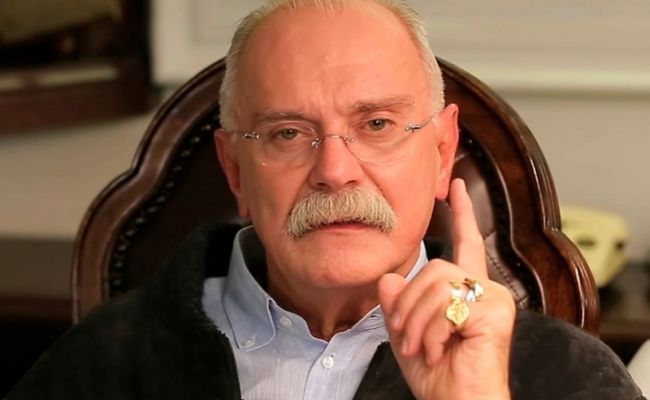 На свое 75-летие Никита Михалков получил звание Героя Труда.
