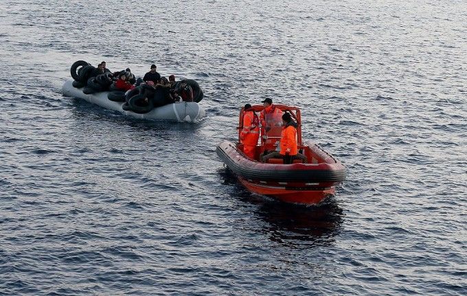 O navă care ducea migranţi spre România s-a scufundat în Marea Neagră. 