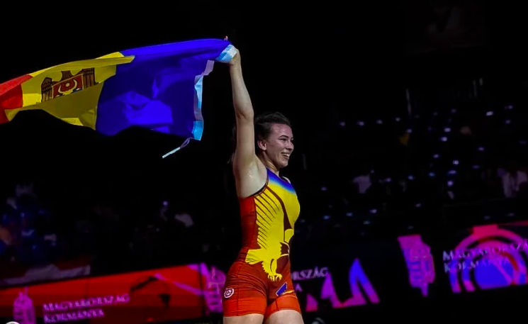 Irina Rîngaci s-a calificat în semifinala Campionatului Mondial. Foto: United World Wrestling.