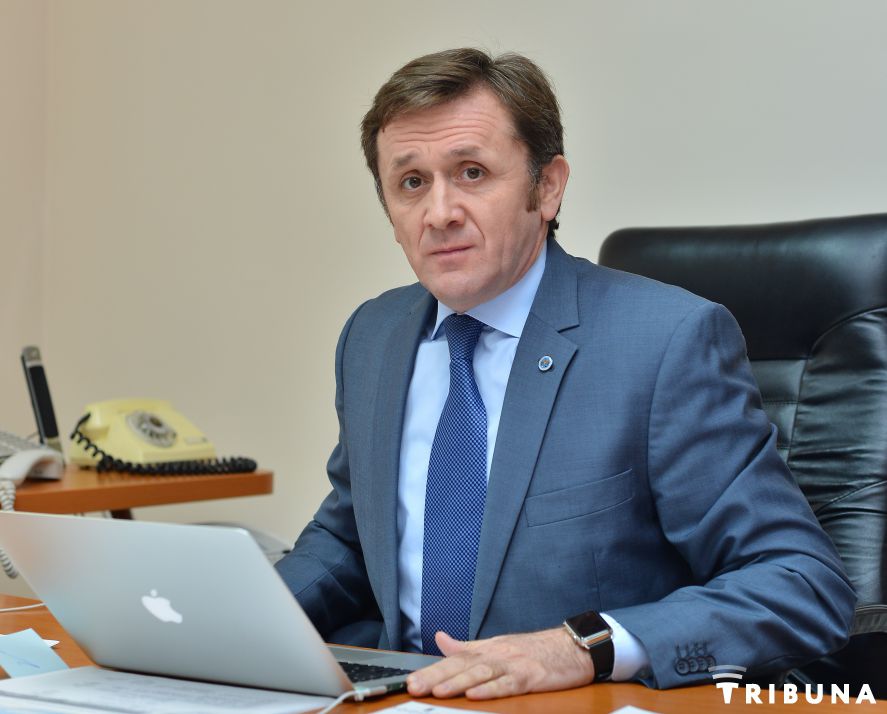 Глава Центризбиркома Юрие Чокан.