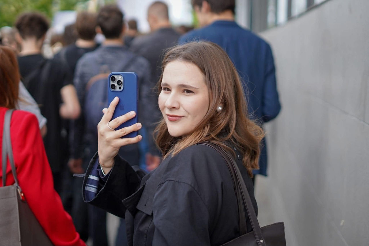 Еще одна активистка PAS работала в трех госучреждениях без образования и конкурсов.