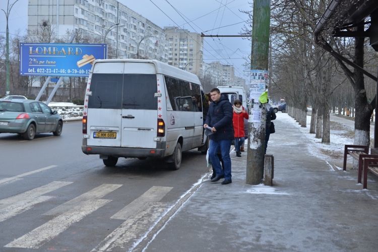 Городские власти винят в своём бессилии перед гололёдом устаревшую технику.