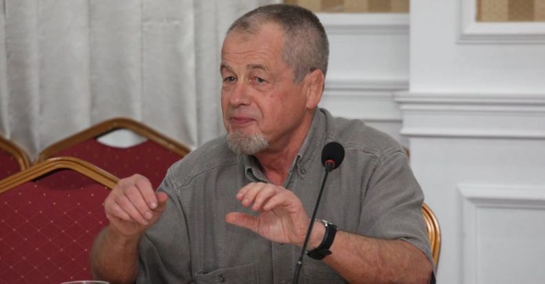 Пойсик: Отпуск бензина ограничивают, чтобы дестабилизировать обстановку.