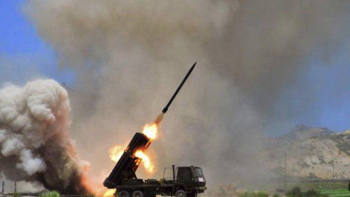 China, Rusia şi Coreea de Nord îşi dezvoltă arsenalele nucleare.