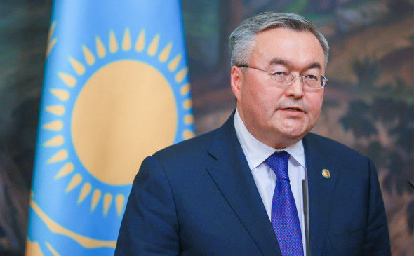Казахстан призвал запретить ядерное оружие из-за конфликта на Украине.