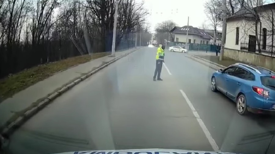 Эксперт о случае со скорой: У нее наивысший приоритет в дорожном движении.