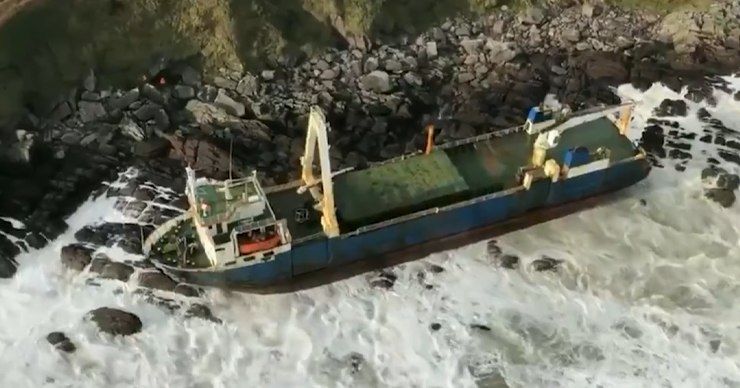 Грузовое судно MV Alta обнаружили у южных берегов Ирландии. 