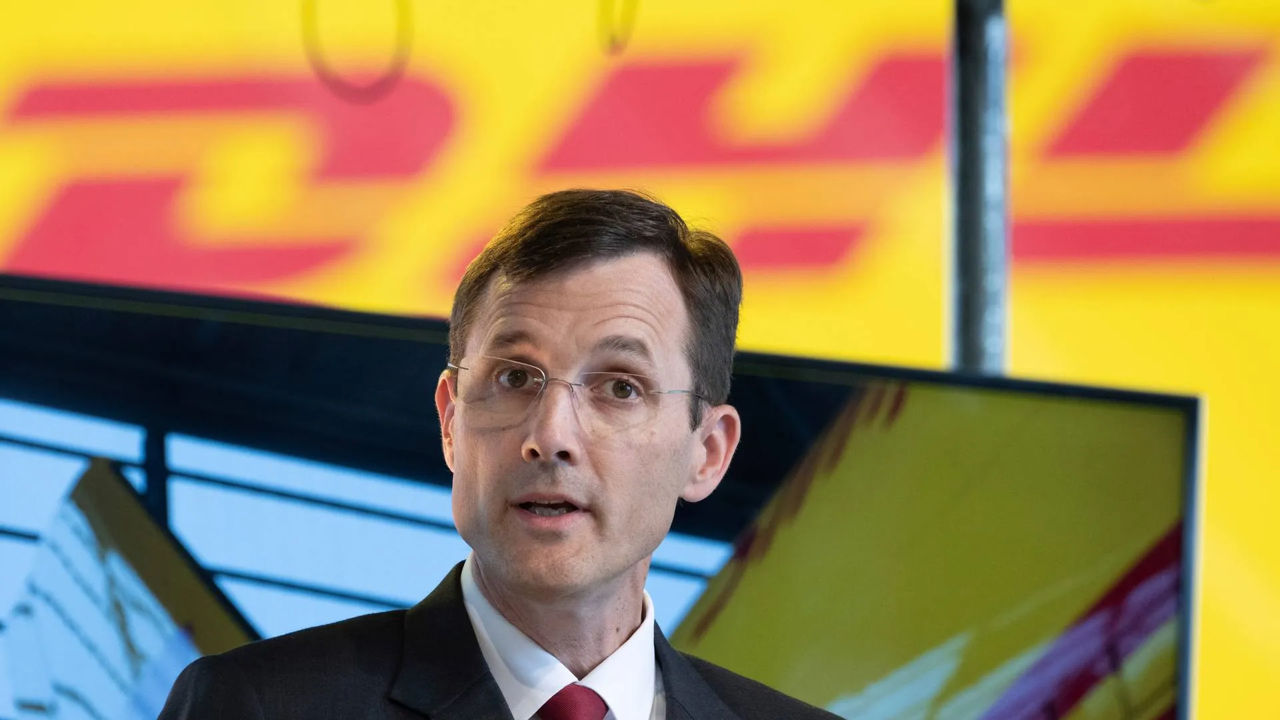 Глава DHL: Бизнес устал от пошлин Трампа и нестабильных правил.
