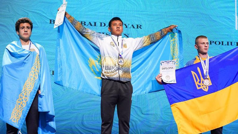 Чемпион мира по армрестлингу определился в Алматы.