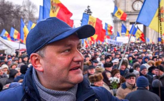 Dodon despre cine stă în spatele lui Plahotniuc. Foto: fb.com/dodon.igor