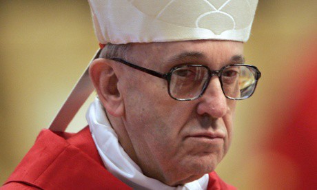 Papa Francisc a fost desemnat ‘personalitatea anului’ 2013 de către revista americană Time, a anunțat unul dintre responsabilii publicației.
