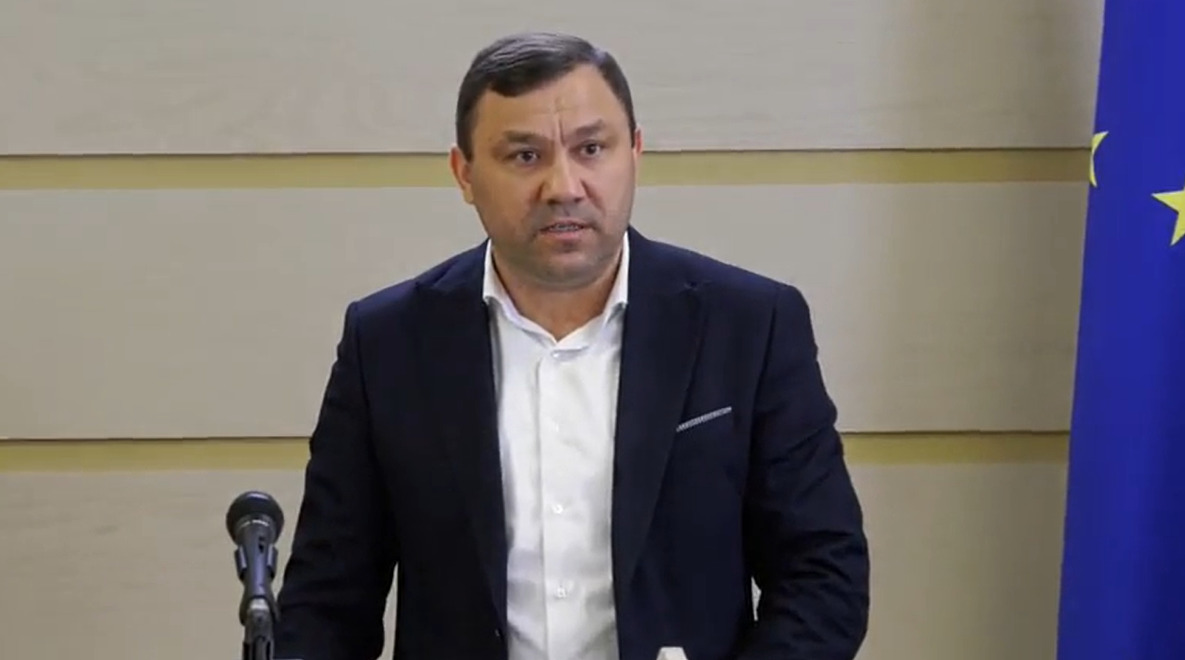 Депутат партии PAS Василе Грэдинару.