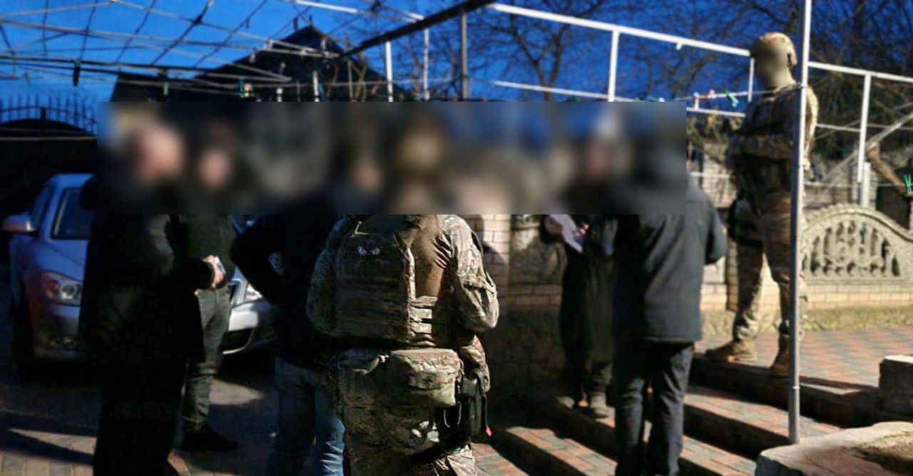 На юге Молдовы прошли обыски по делу о нелегальной миграции украинцев.