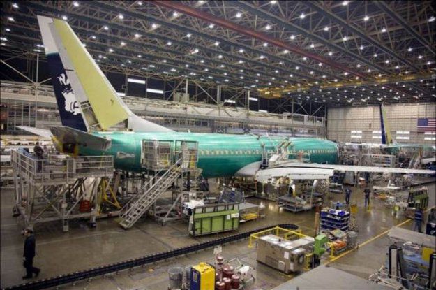 На данный момент Boeing выпускает 42 лайнера 737-го семейства в месяц