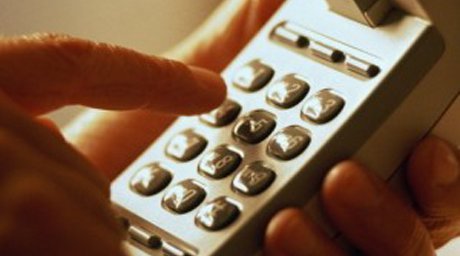 Родители телефонного хулигана должны выплатить штраф в размере  500 леев. Фото: spy.kz