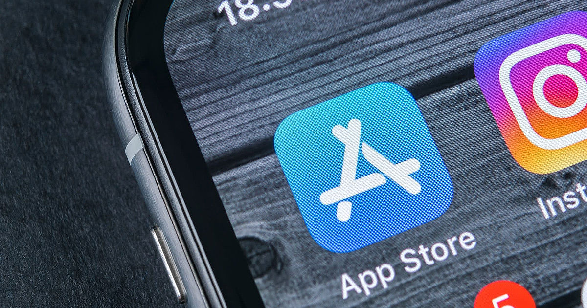 Apple reduce comisionul App Store la 15% pentru platformele cu mini-aplicații.