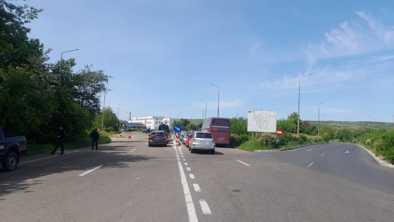 На КПП Леушены-Албица увеличивается интенсивность движения.