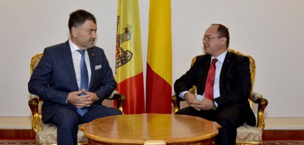 Anatol Șalaru s-a întâlnit cu ministrul de Externe de la București. Foto: mae.ro