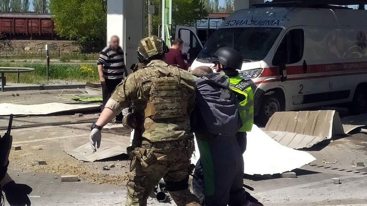В результате обстрела Херсона погибли 23 человека, 48 получили ранения.