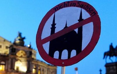 Число атак на мечети и мусульман в Германии в последнее время снизилось.