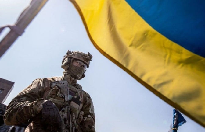 Украинское командование отрицает, что Соледар - под контролем россиян.