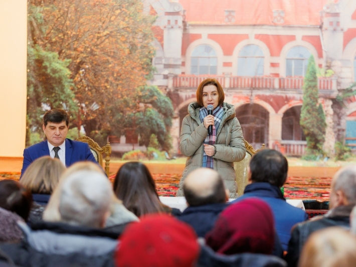 Майя Санду посетила три села Дондюшанского района