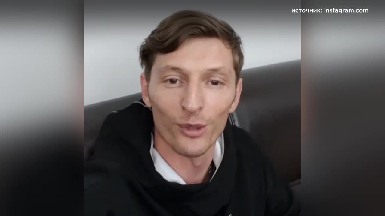Комик Павел Воля записал видеообращение.
