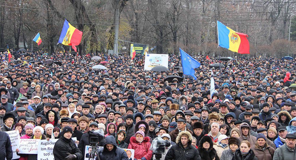 Pe 15 decembrie 2015, în centrul oraşului Rezina, Platforma DA a desfăşurat o adunare.