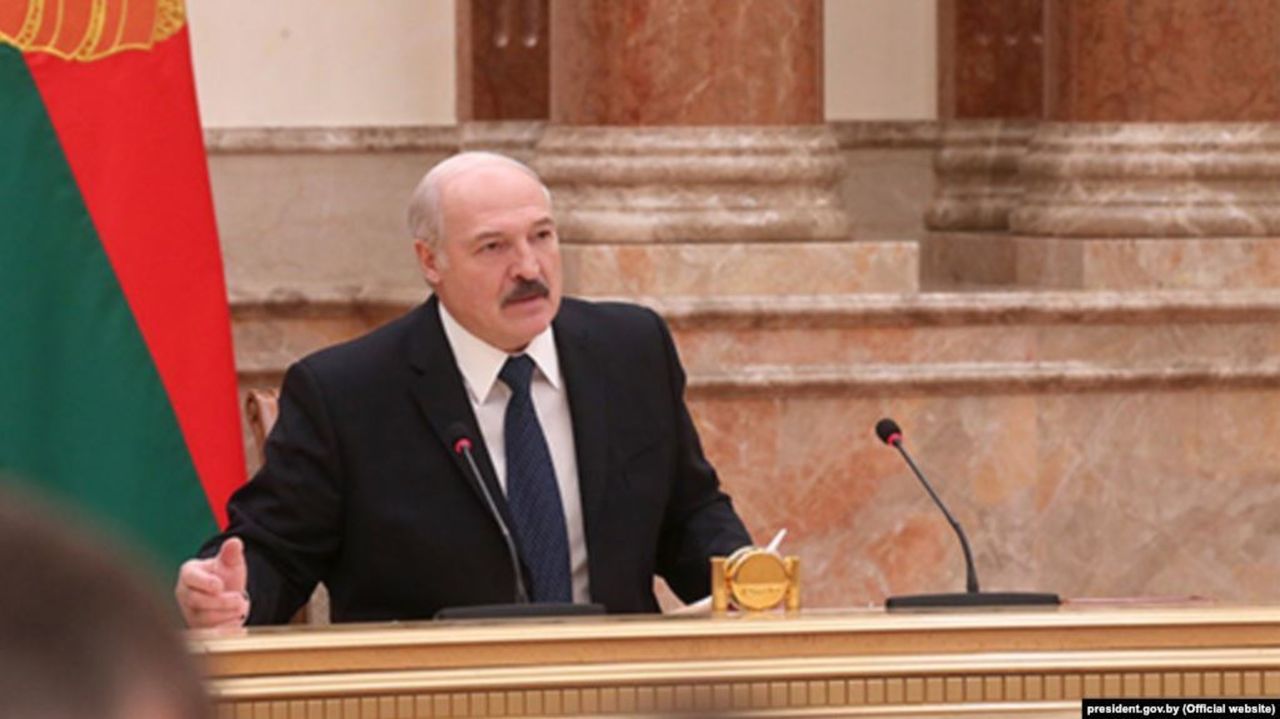Лукашенко заявил, что Белоруссия не потерпит давления на свои мирные ядерные программы.