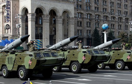 Ракетные комплексы «Точка-У» на параде в Киеве. Фото: Глеб Гаранич / Reuters