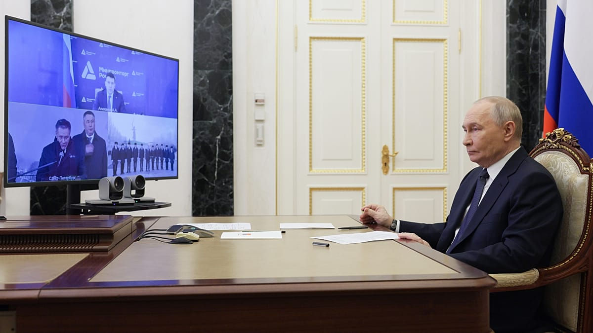 Birourile lui Putin sunt clonate. Kremlinul ascunde faptul că nu se află la Moscova.